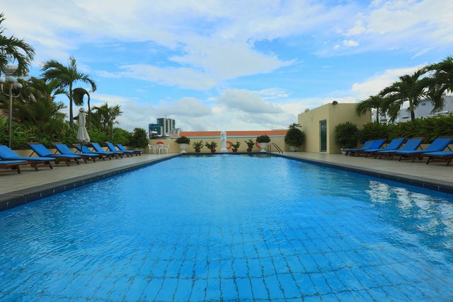 Hồ bơi - Hotel24h.net